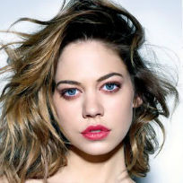 Next photo of Analeigh Tipton