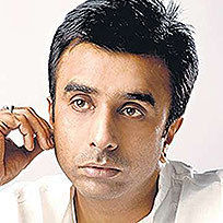 Sanjay Gadhvi - Movies, Biography, News, Age & Photos | BookMyShow