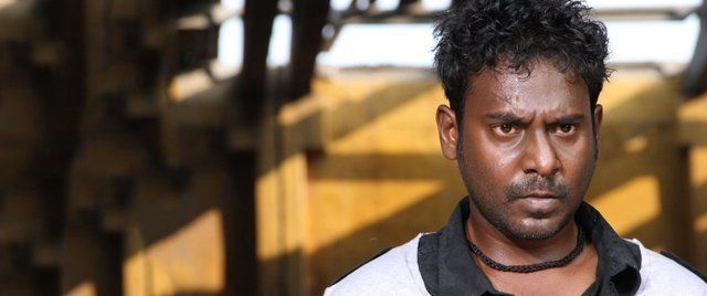 Yennamo Nadakkudhu (Tamil)