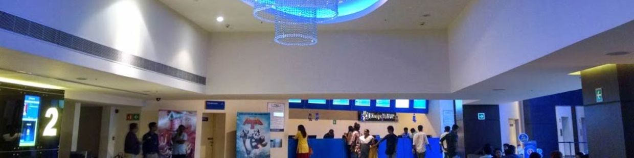 Cinepolis: VIP Centre Square Mall, Kochi